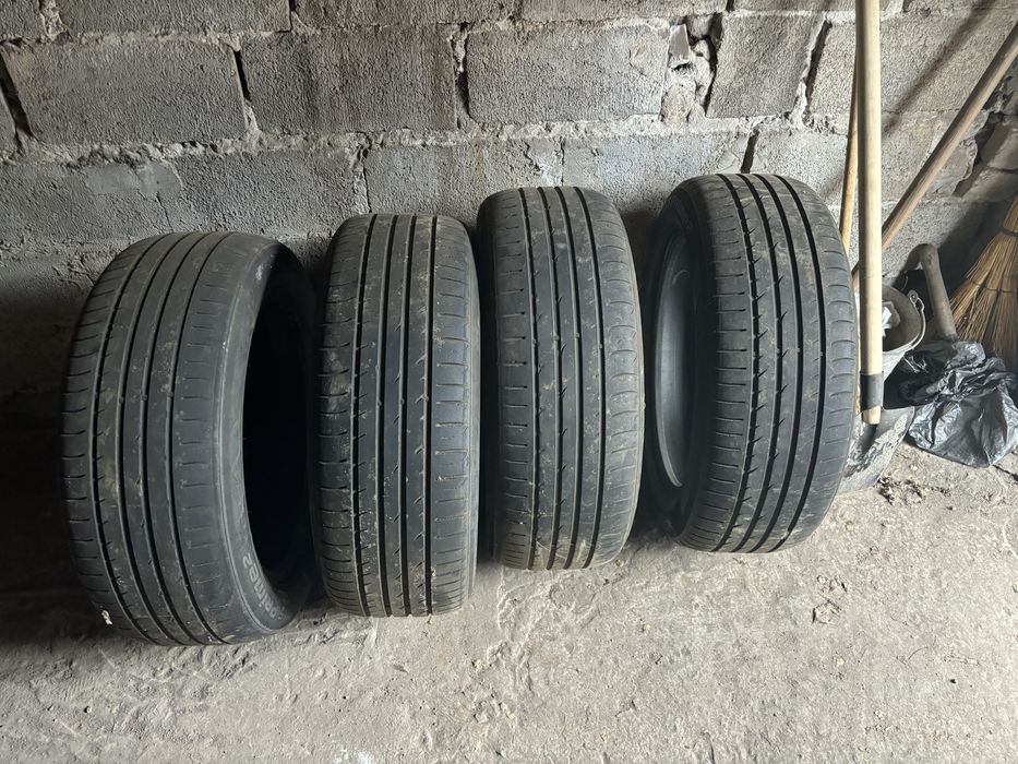 Продається літьня гума Hankook 235/55 r19
