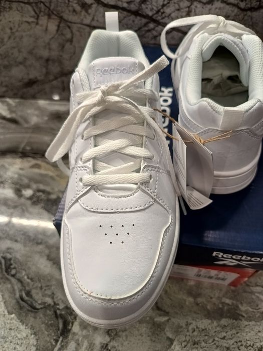 Nowe buty Reebok 35