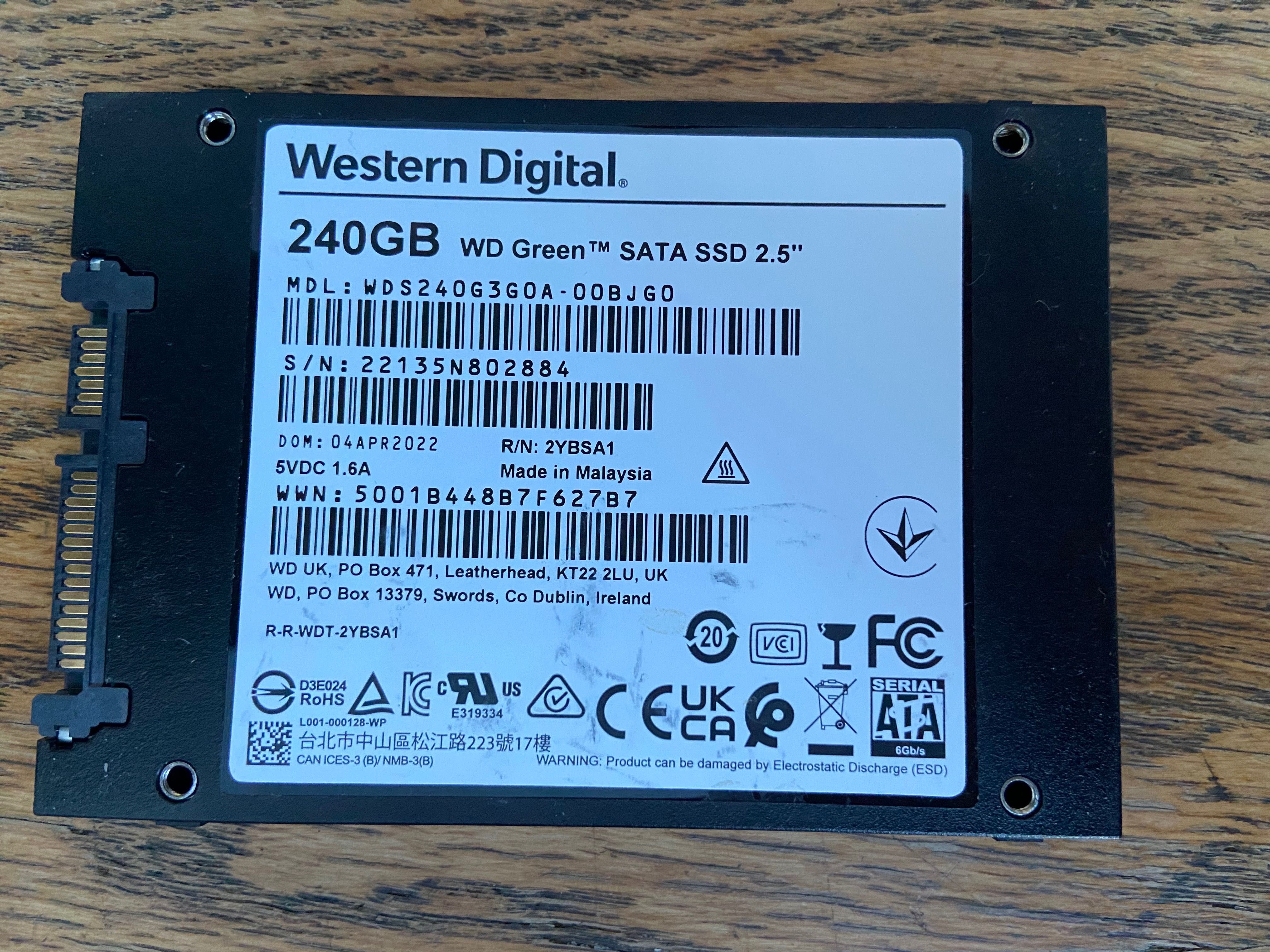 WD Green 240gb отличное состояние