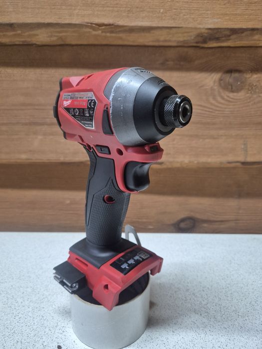 Milwaukee Zakrętarka Udarowa/Inpact M18