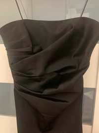 Elegancka czarna długa sukienka bez ramiączek. Studniówka, wesele