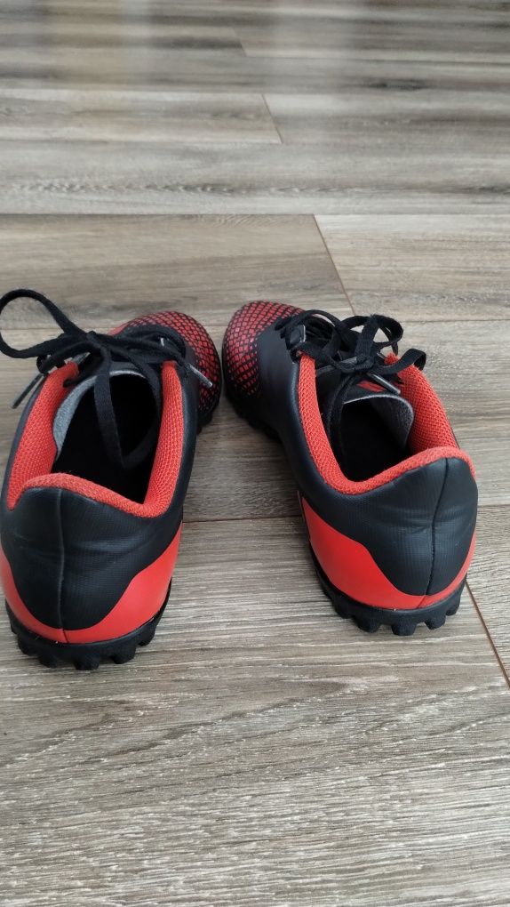 Adidas Predator 38