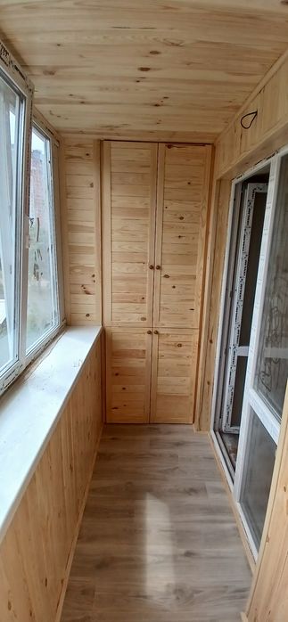 Шкаф на балкон .