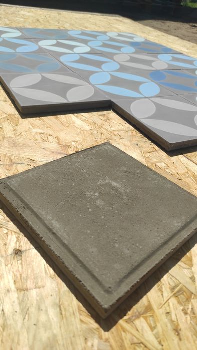 Kafle płytki ceramiczne 6,5m2  "Kółka z pieskiem", Purpura, impregnaty