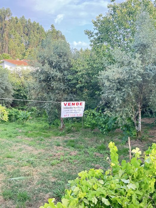 Vende-se terreno rustico 822m2 em vila Nova de Poiares