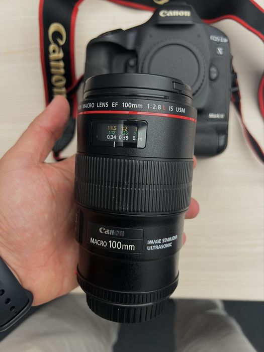 Canon EOS-1D + Lente Macro 100mm