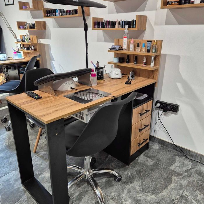 Оренда робочих місць в салоні краси