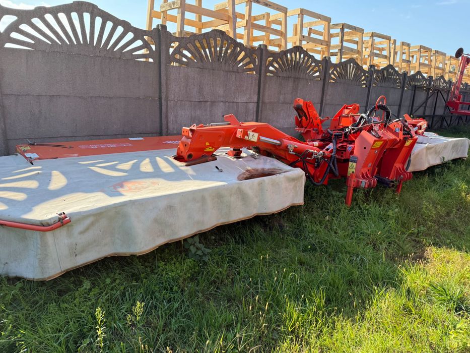 Zestaw kosiarek Kuhn przednia i tylna FC 813 R lift control