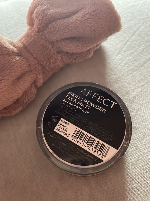 Affect Mineralny puder sypki fixing powder fix mat