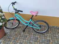 Bicicleta de menina