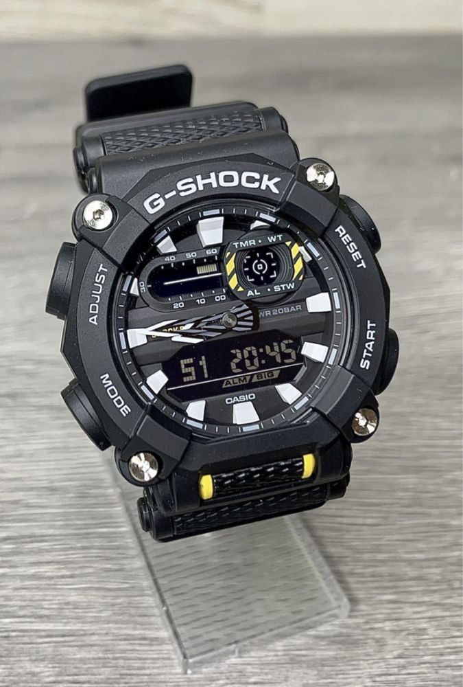 Casio G-Shock GA-900-1A ORIGINAL