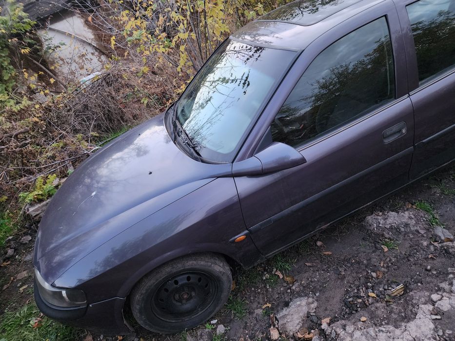 Opel vectra 1.8 v16