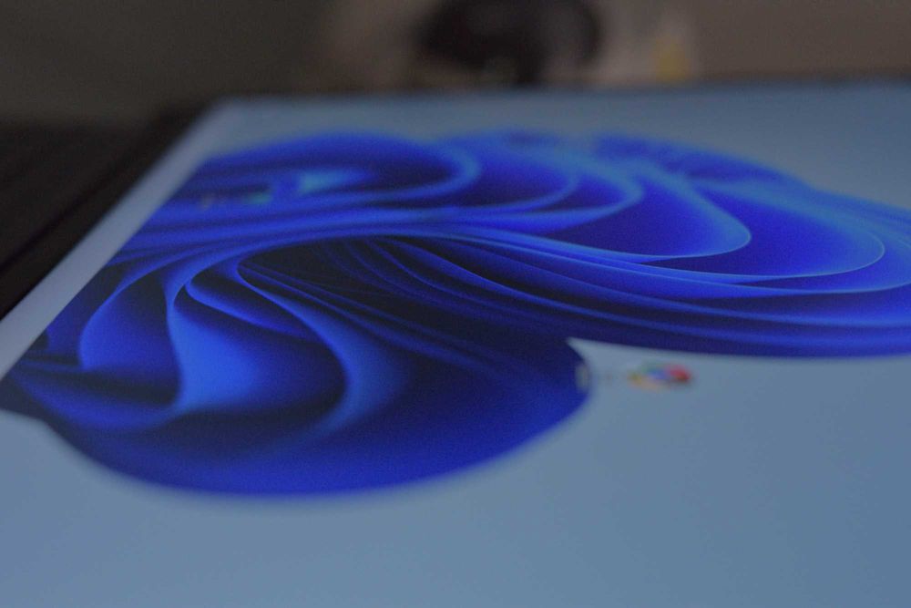 Lenovo Legion Slim 5 16IRH8 | i5-13500H | RTX 4060 | 16 ГБ + подставка