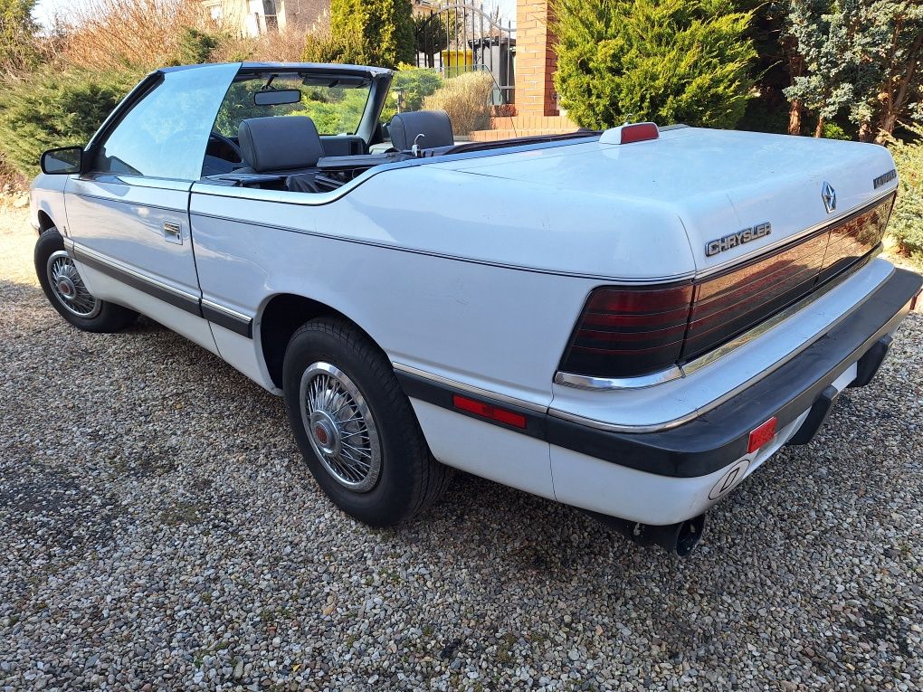 Chrysler le baron cabrio