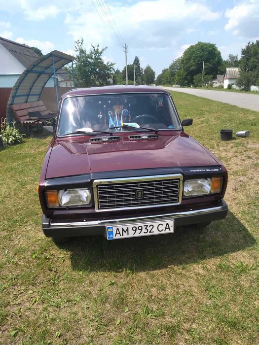 ВАЗ 2107 • Інжектор • 52 953 км • Гарний стан • Гаражне зберігання