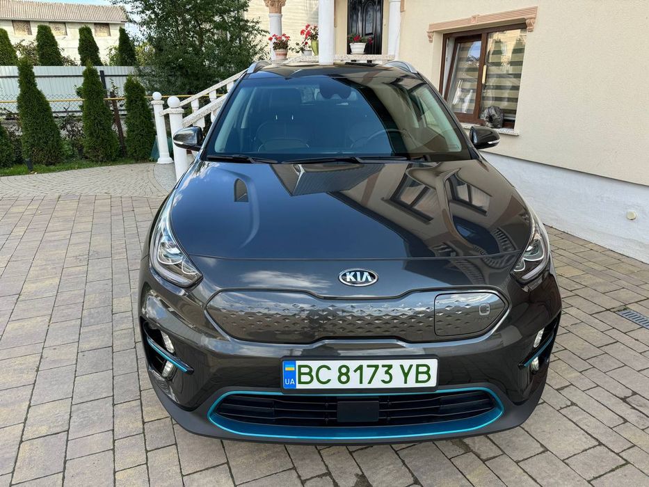 Кіа Ніро 64кВт  з гарантією