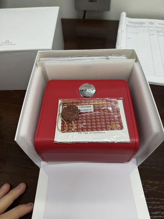 Продам часы Omega Seamaster