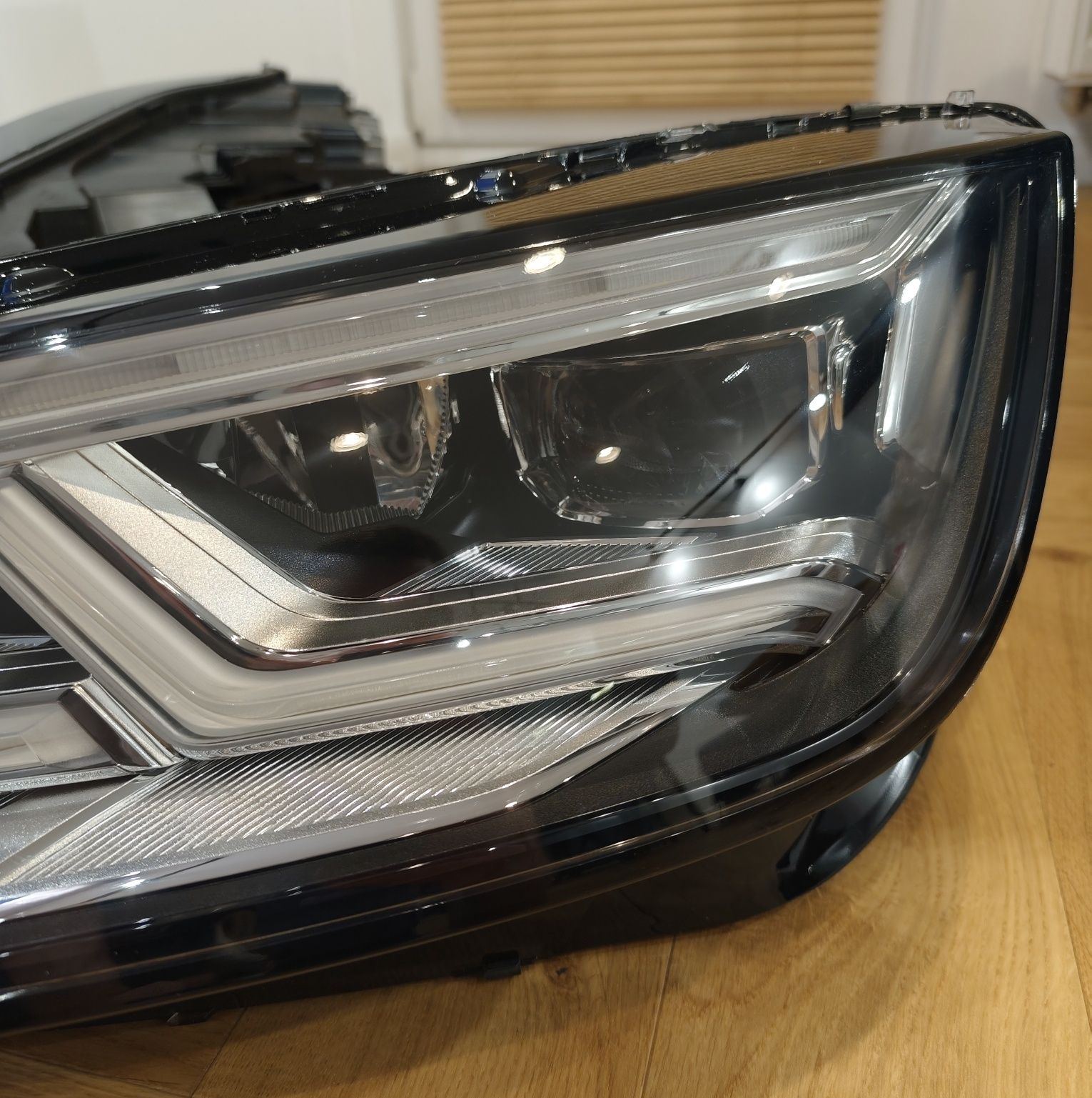 80A941034  Lampy Audi Q5 przednie, Reflektor  Full Led  Lewy Prawy