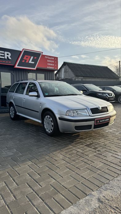 Skoda Octavia Tour Шкода Октавіа Тур 2004-05 р 1,6 MPI бенз 5МКПП