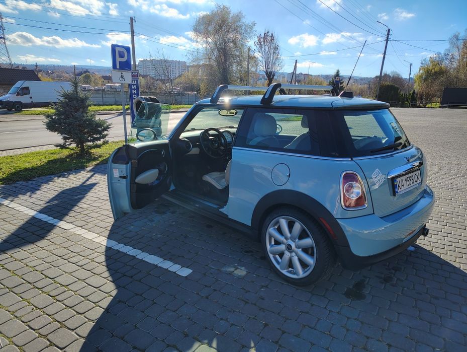 Гарній стан. Мині Cоper R56 , АКПП