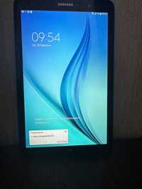 планшет Samsung Galaxy Tab E 3G 8Gb