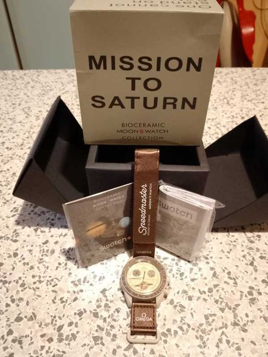 Omega x Swatch Saturn SO33T100 - Bioceramic Gold Ring Design