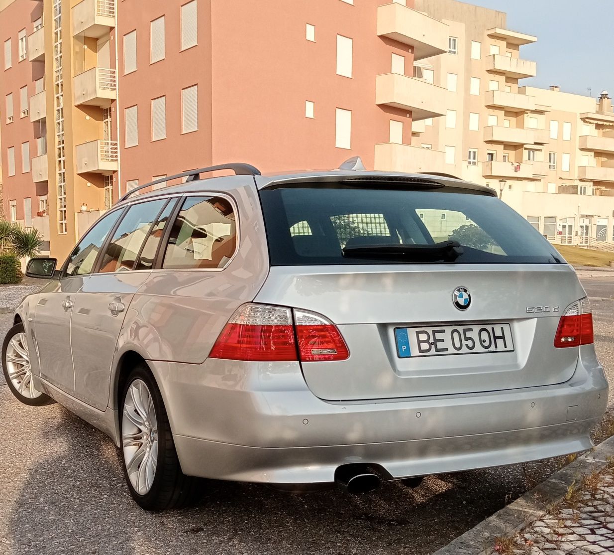 BMW e61LCI 520d 185mil km