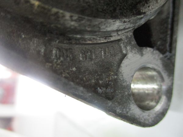 Motor de arranque VOLKSWAGEN Passat (3B2)
