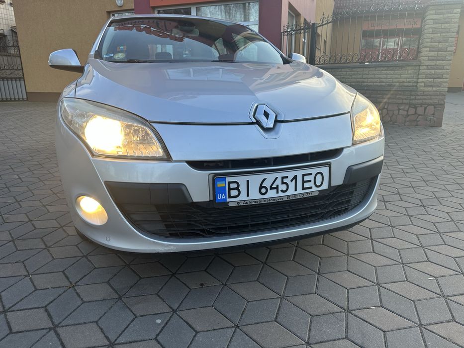 Продам свій автомобіль Рено Меган 3 , 1,5дизель