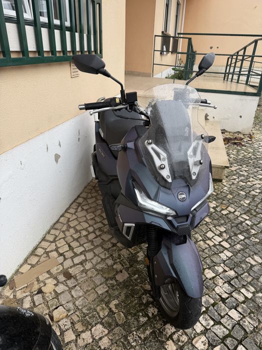Vendo moto sym adx 125