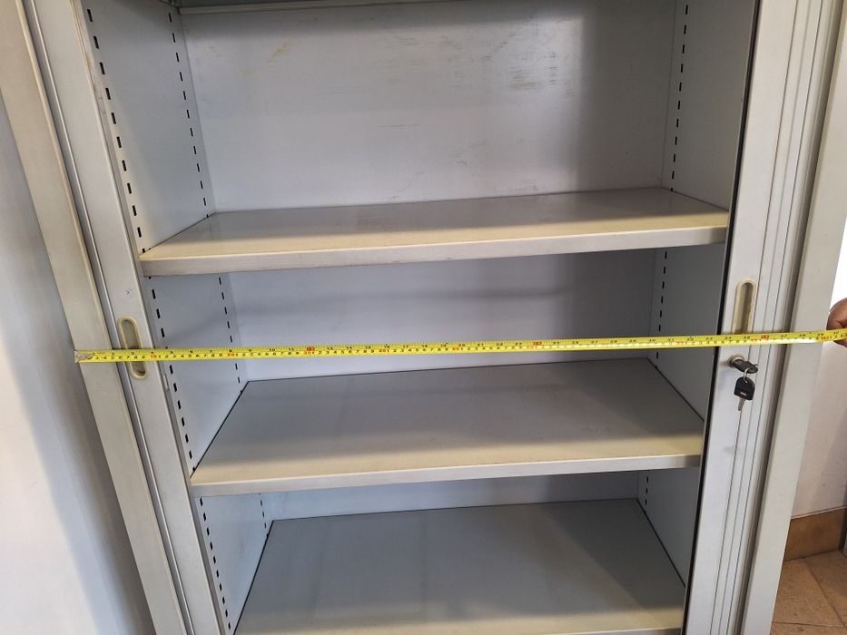 Armário metálico de escritório - Usado