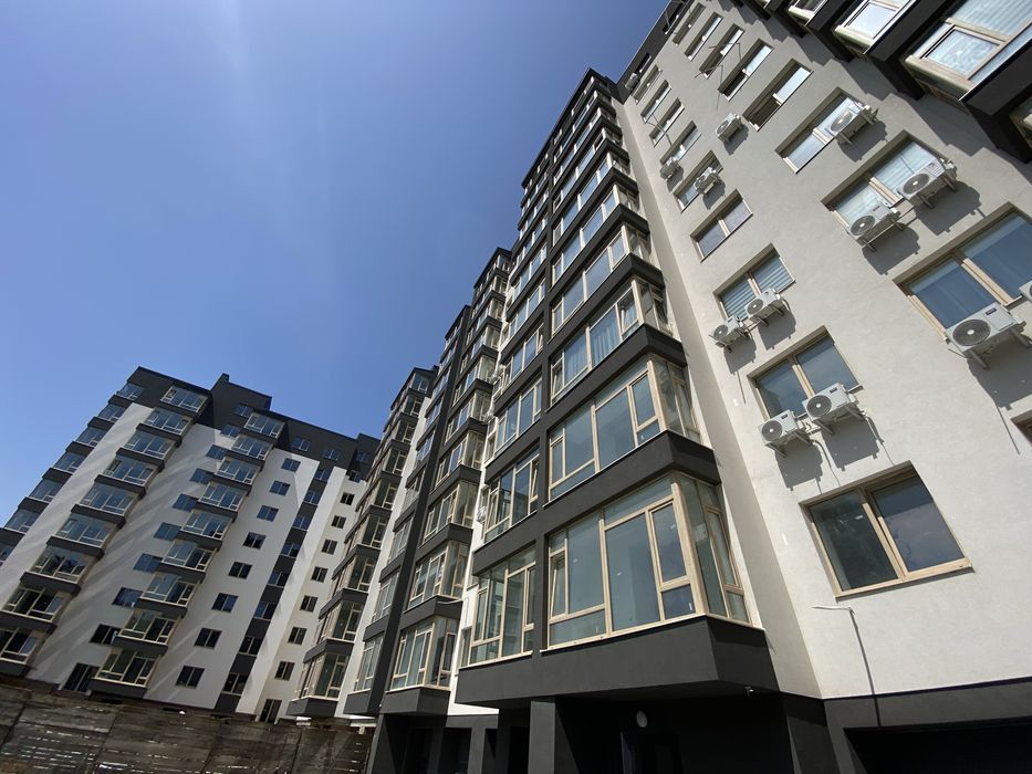 Терміновий продаж!Сучасна 1-кімнатна квартира Поруз з парком та озером