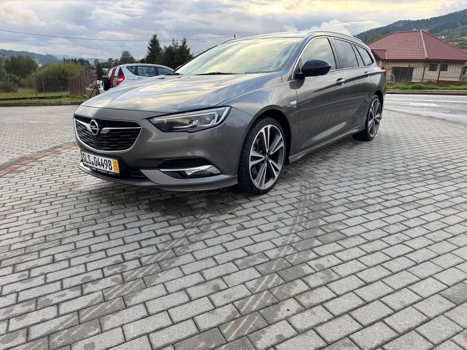 Opel Insignia Opel Insignia Sports Tourer 2.0 BiTurbo Diesel 4x4 Ultimate Exclusive