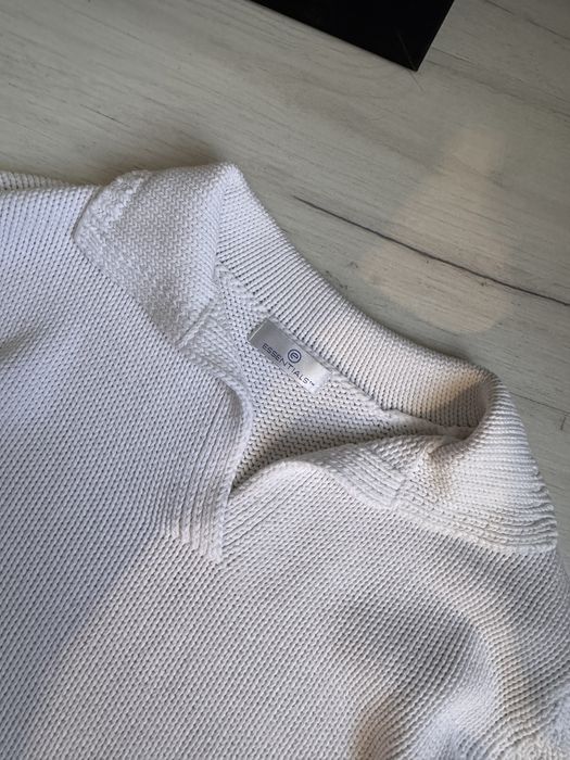 Светр поло з коміром  Essentials С-М