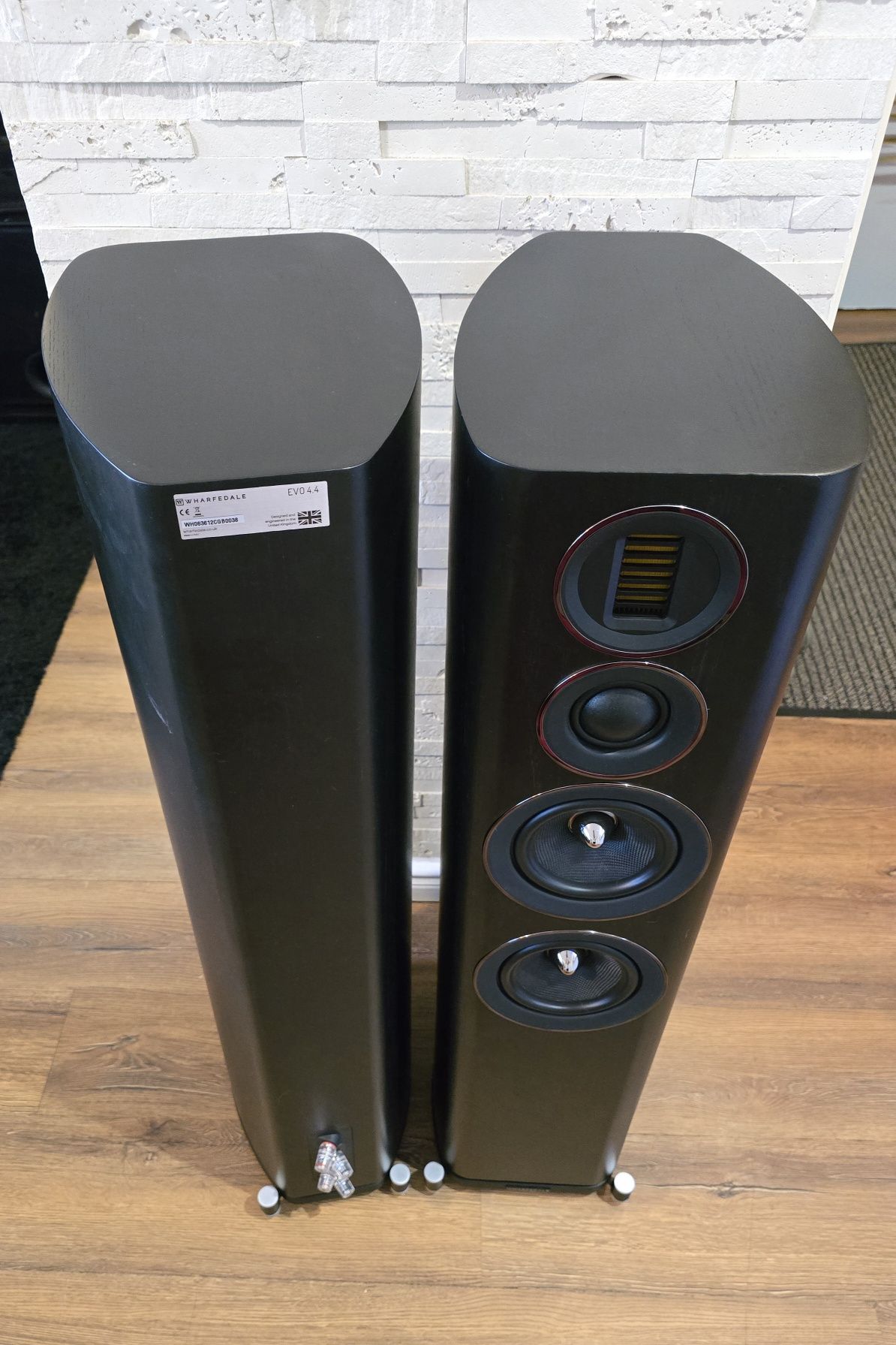 Kolumny Hi End Wharfedale evo 4.4 black stan jak  nowy