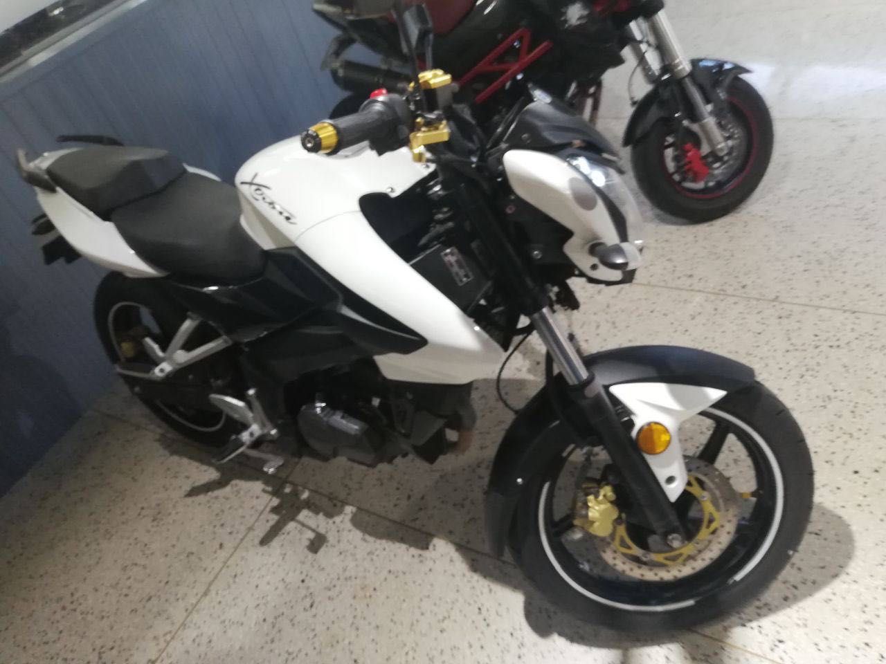 Riya X-Tron 125cc 2017 – Muito bem estimada – Pronta a andar!