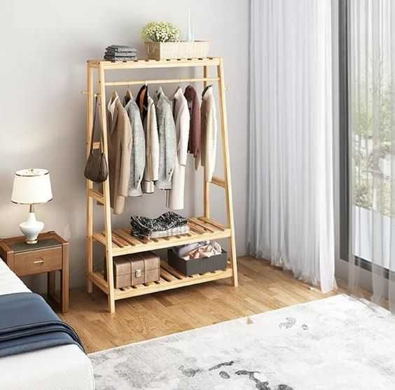 стойка,рейл вешалка напольная дерево