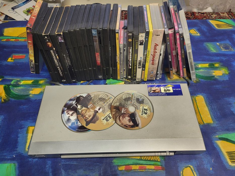 CD/DVD player hdmi sony