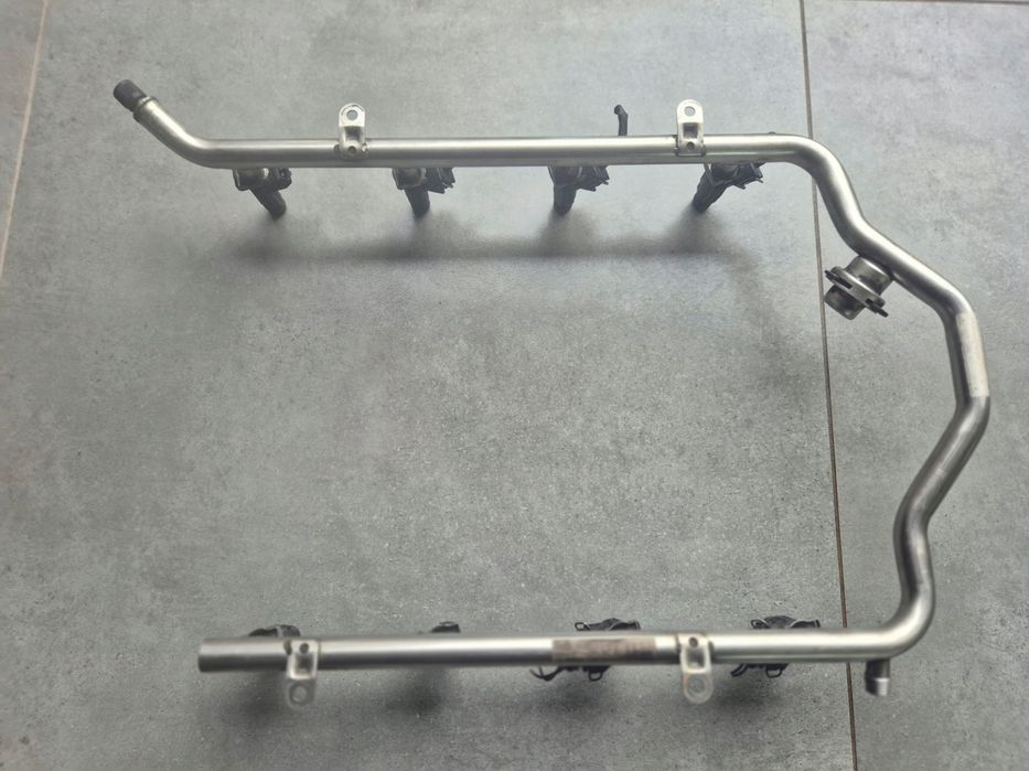 listwa wtryskowa wtryskiwacze mercedes cls w219 55 amg 1130700995