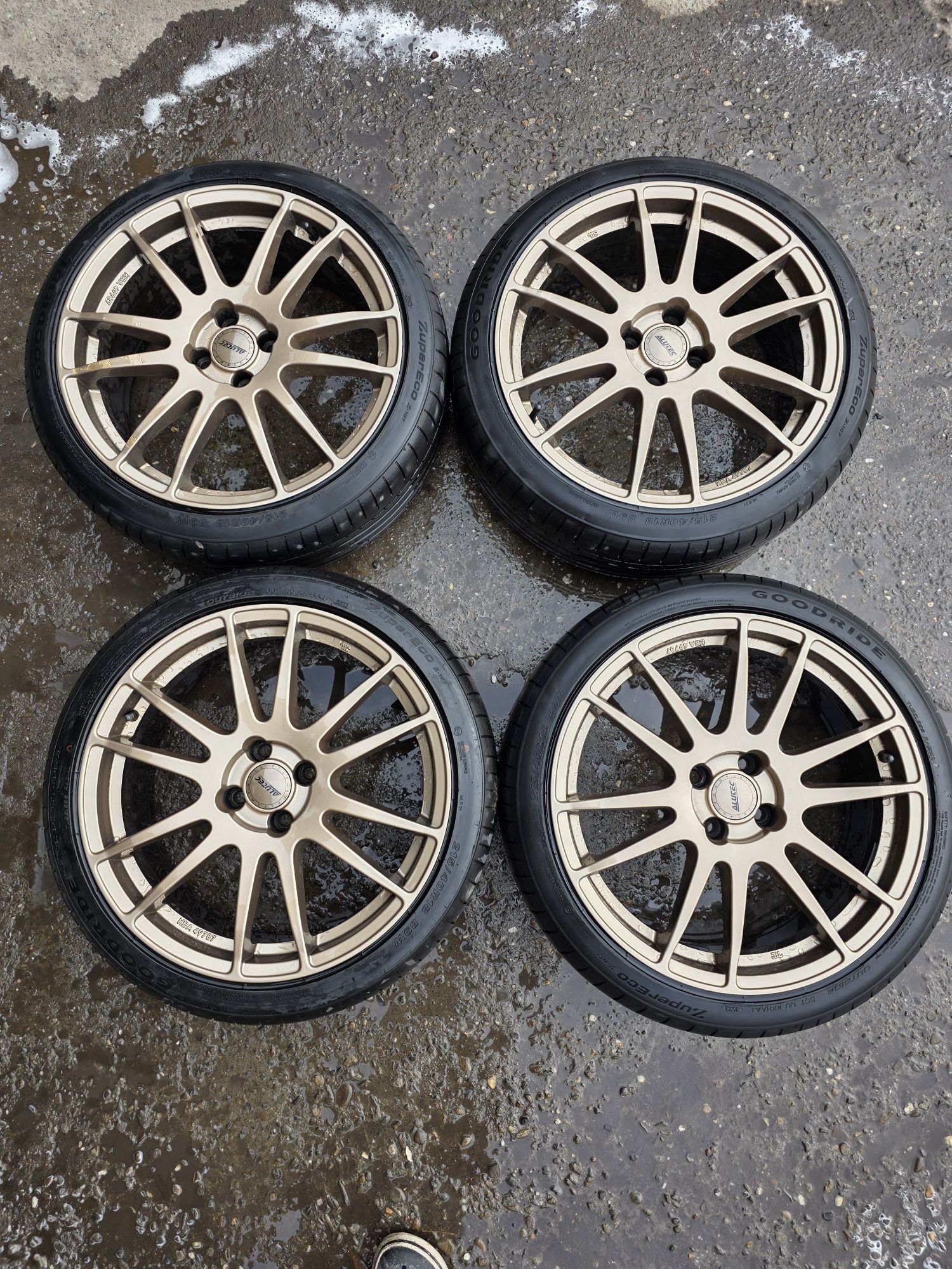 Felgi Alutec Monstr bronze 4x100 18" 7.5j lub z  goodride 215/40 r18