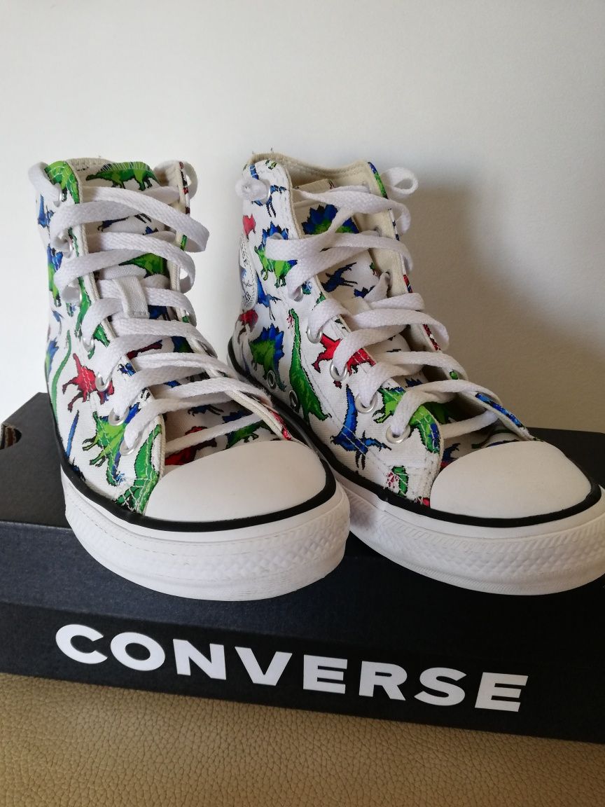 Super converse w dinozaury rozm 35 36 jak nowe