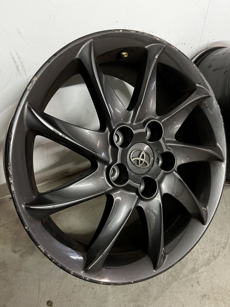 Alufelgi Toyota 5x114.3 R17/17”/Et50/Oryginalne