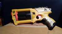 Zabawka pistolet nerf