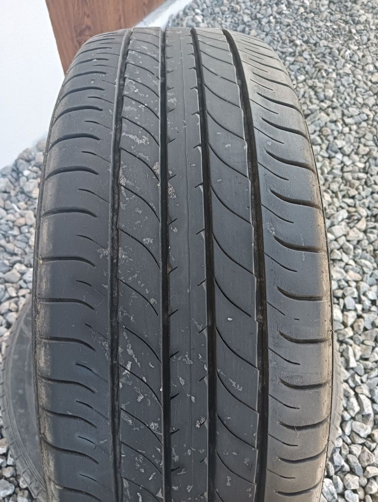 Opony Dunlop 235 55 R20