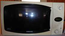 Kuchenka mikrofalowa Samsung CE 2974T  TDS - grill, dual cook