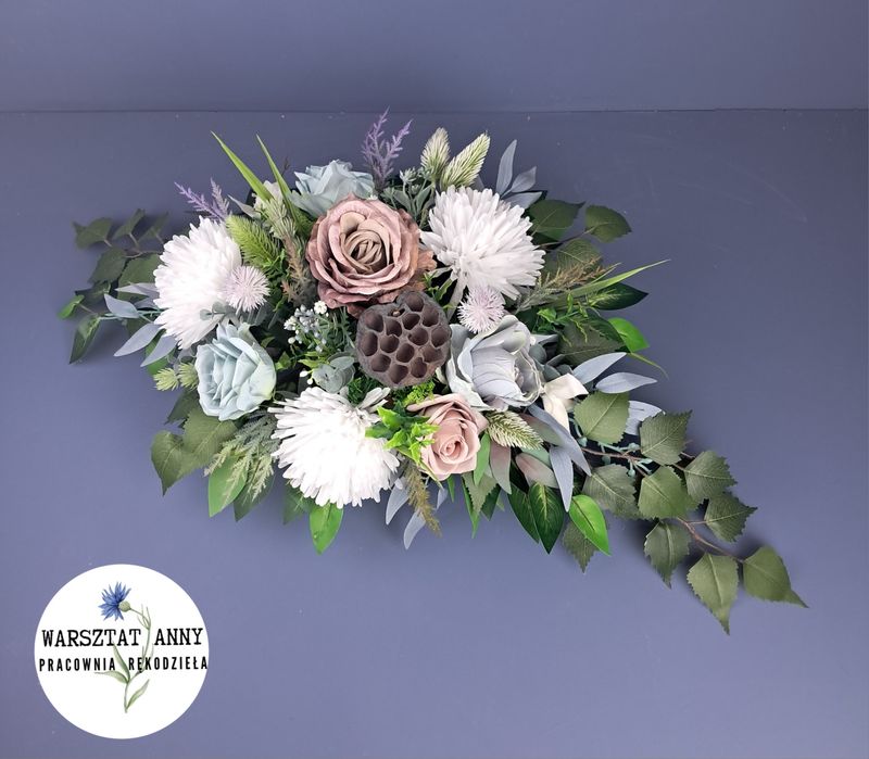 Warsztat Anny stroik na cmentarz  bukiet róże chryzantemy