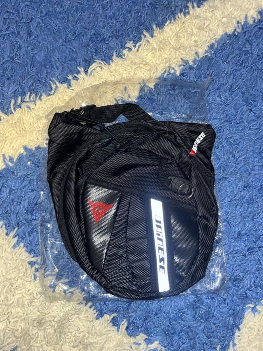 Мотосумка на бедро dainese