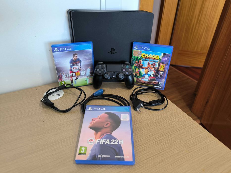 PlayStation 4 Slim 1TB + Jogos e Acessórios
