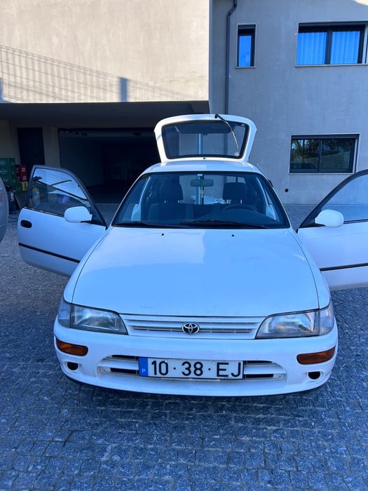 Toyota corola starvan 2.0D