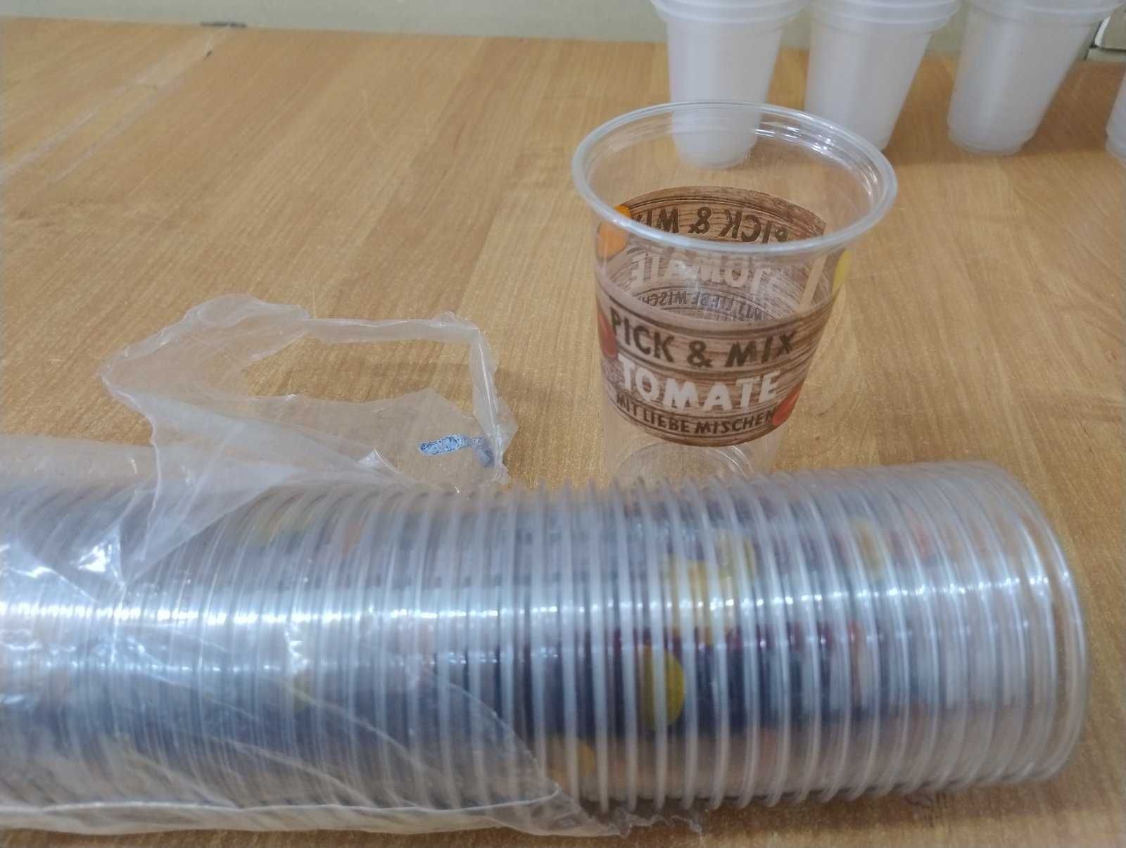 Паперові стакани пластикові стакани посуд пластик і папір